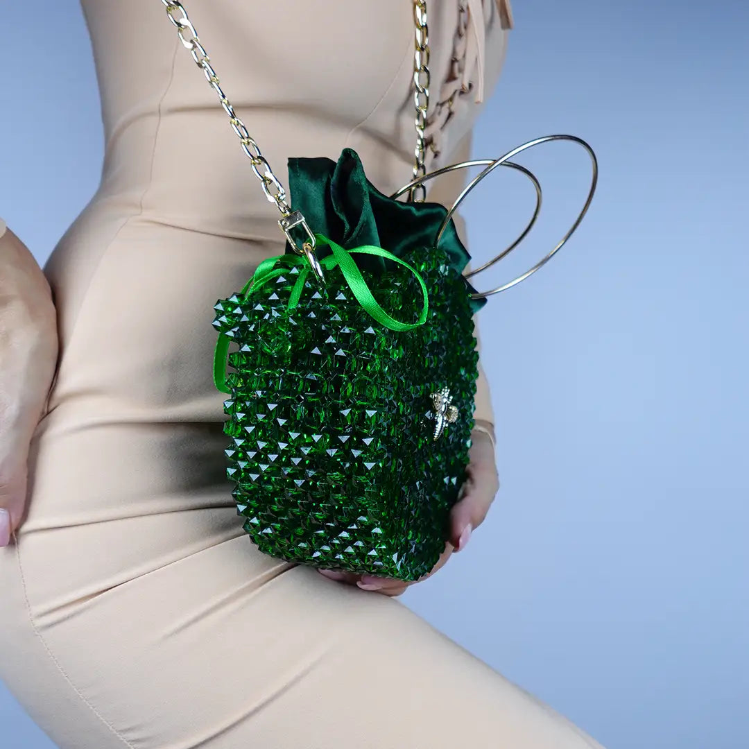 AVA din margele fatetate