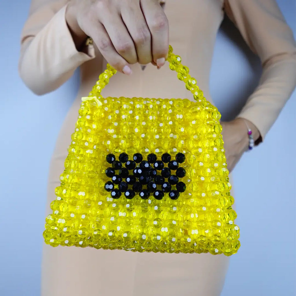 Bee din margele fatetate