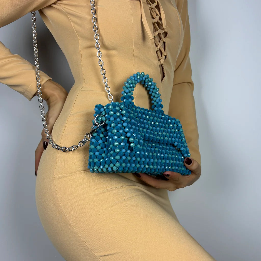 Billie by Stefania din margele de catifea si cristale