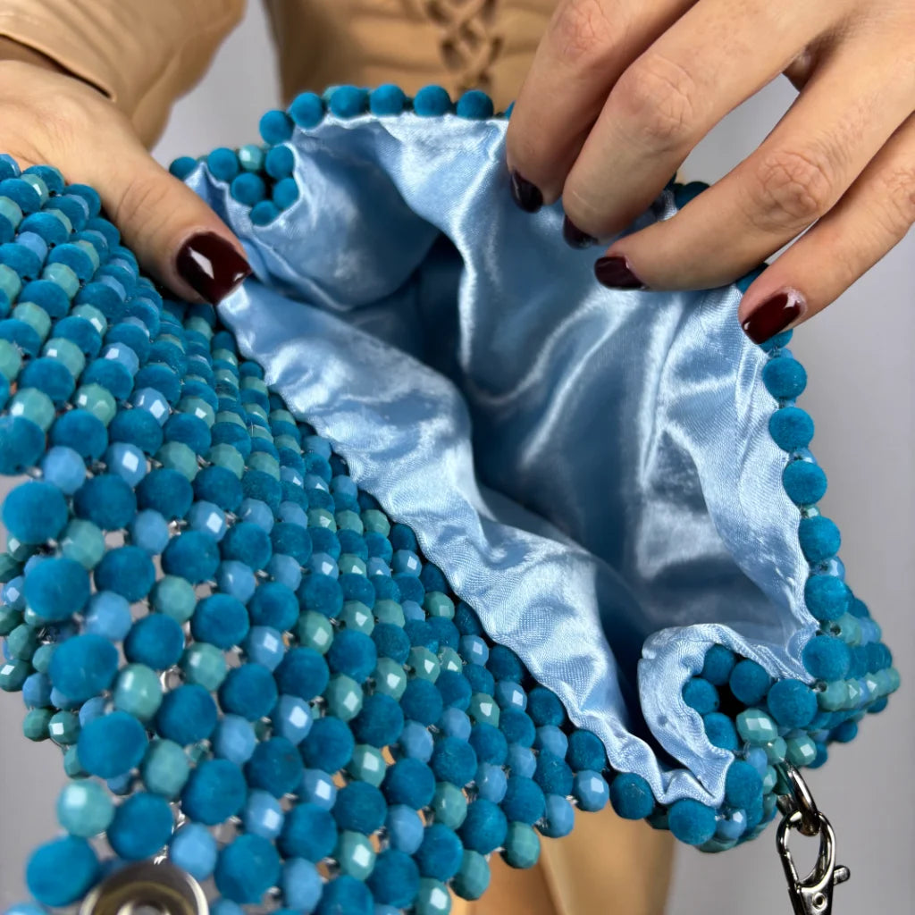 Billie by Stefania din margele de catifea si cristale