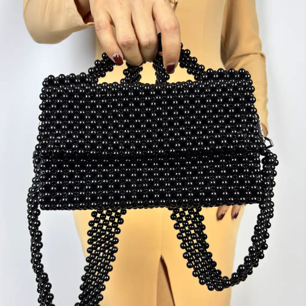 Biscuit din margele acrilice