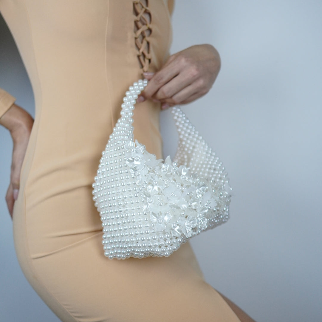 Brina din margele acrilice