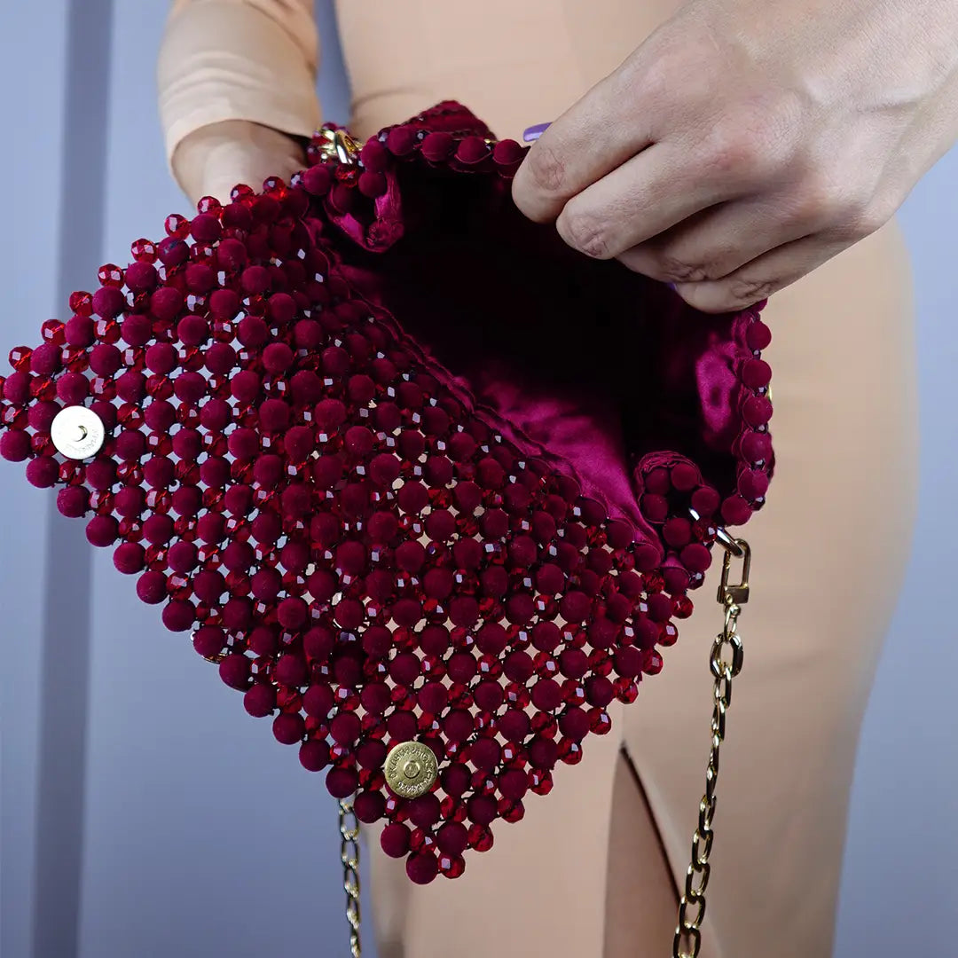 Red Velvet din margele de catifea si cristale