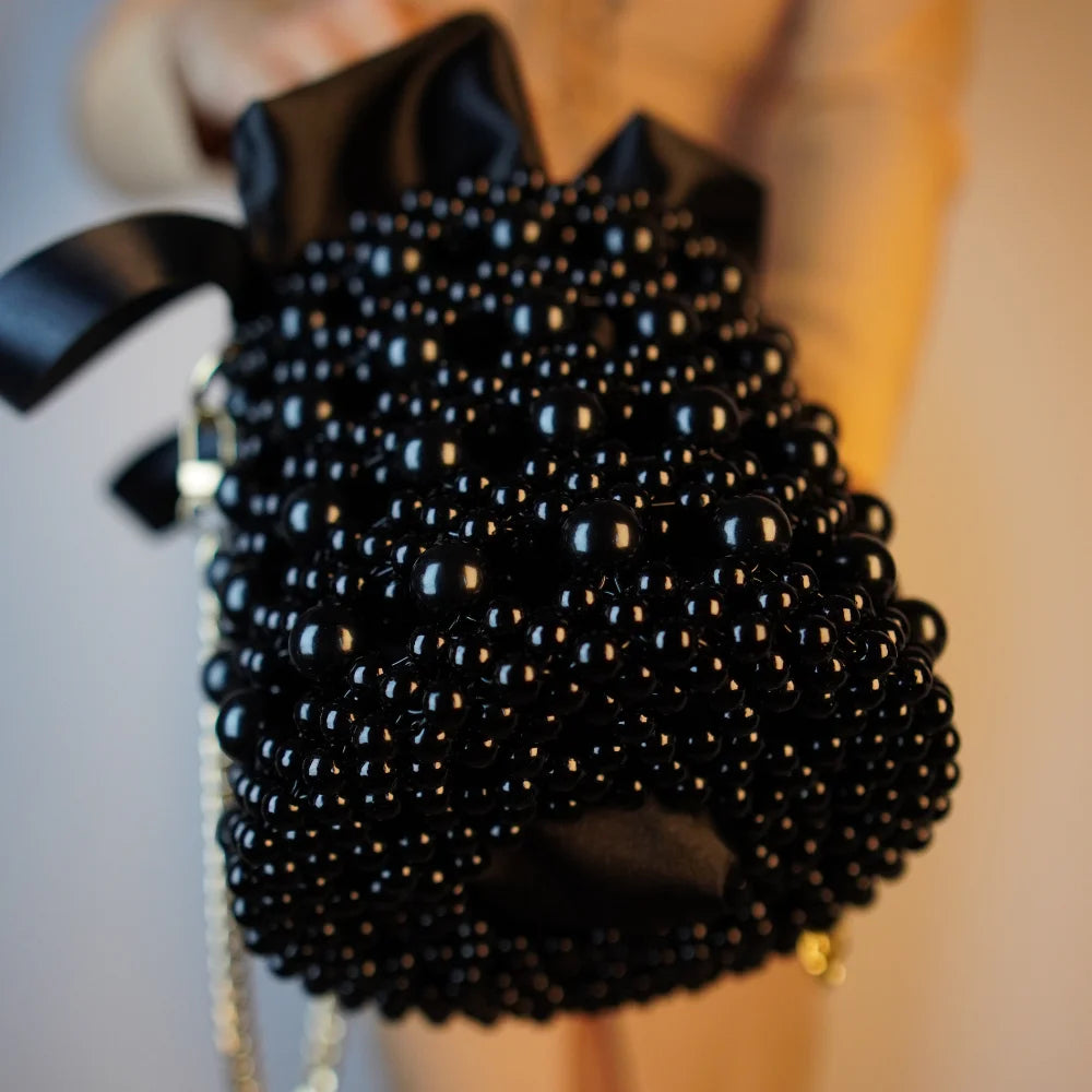 Bolly din margele acrilice